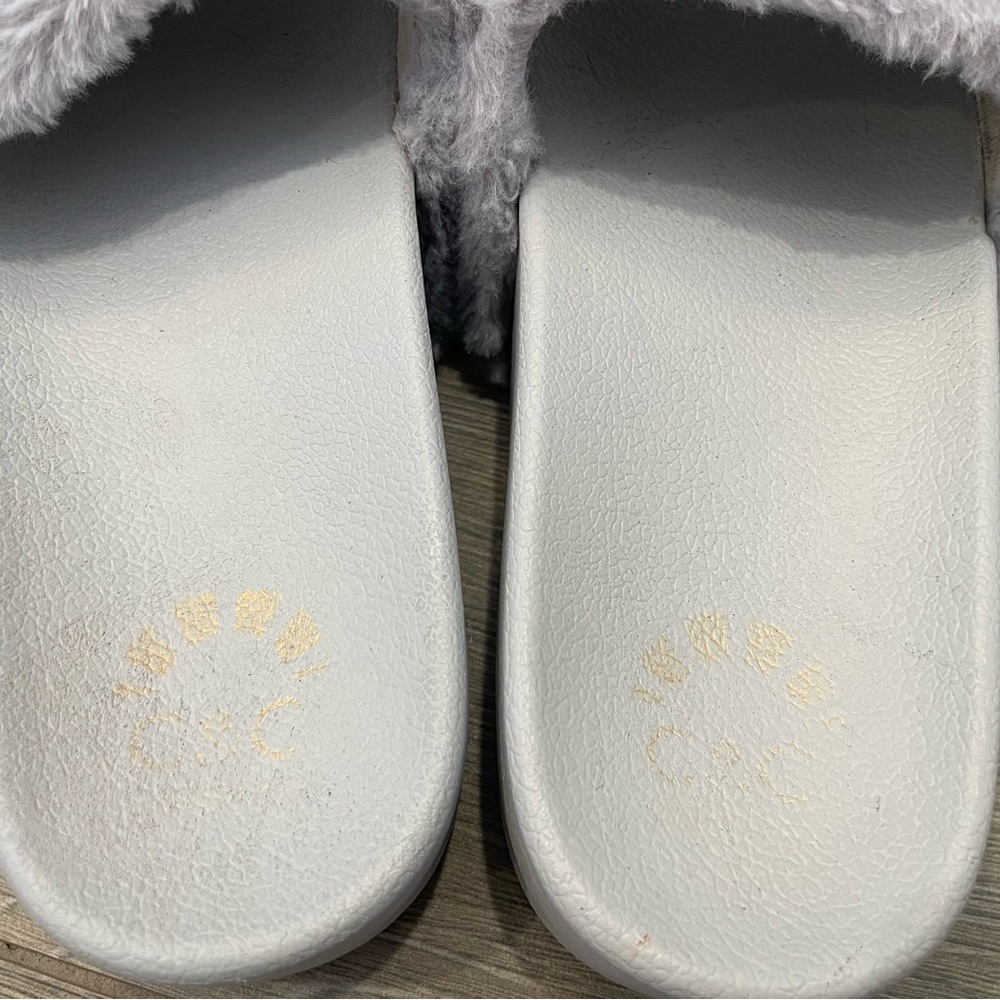 Faux Fur Platform Slides - Picture 5 of 8